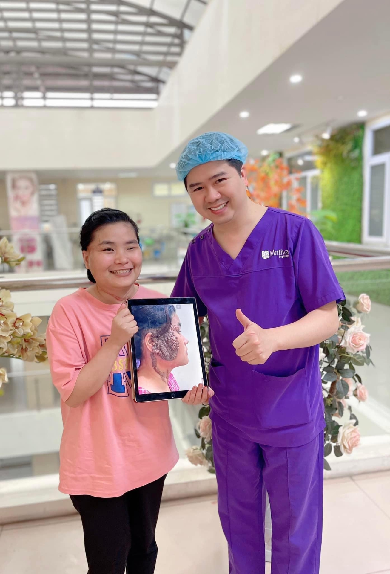 “Cô gái mặt ma” đã được sống cuộc đời của “người bình thường” sau khi được bác sĩ Hoàng Tuấn phẫu thuật miễn phí.